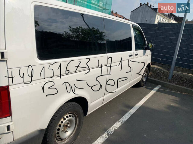 Белый Фольксваген Transporter, объемом двигателя 2 л и пробегом 270 тыс. км за 19400 $, фото 1 на Automoto.ua