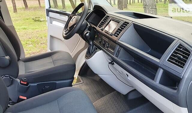 Белый Фольксваген Transporter, объемом двигателя 2 л и пробегом 270 тыс. км за 23100 $, фото 43 на Automoto.ua