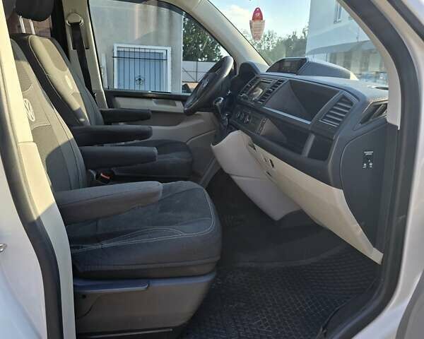 Белый Фольксваген Transporter, объемом двигателя 2 л и пробегом 320 тыс. км за 18500 $, фото 14 на Automoto.ua