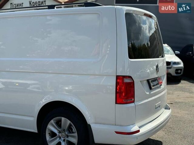 Белый Фольксваген Transporter, объемом двигателя 2 л и пробегом 230 тыс. км за 17340 $, фото 8 на Automoto.ua