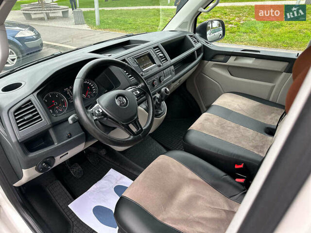 Белый Фольксваген Transporter, объемом двигателя 2 л и пробегом 264 тыс. км за 17990 $, фото 18 на Automoto.ua