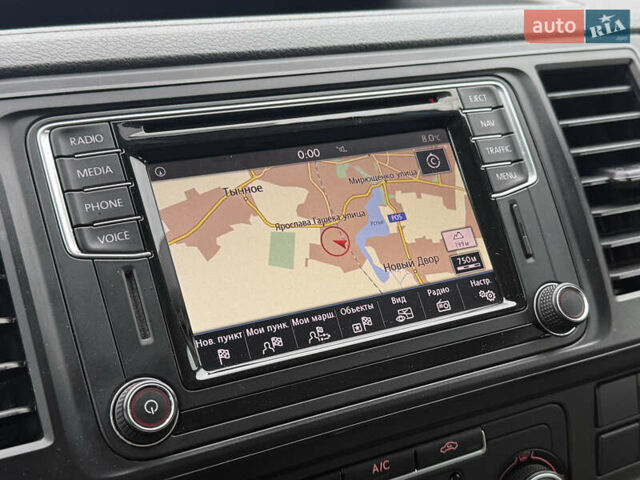 Білий Фольксваген Transporter, об'ємом двигуна 1.97 л та пробігом 237 тис. км за 22900 $, фото 50 на Automoto.ua