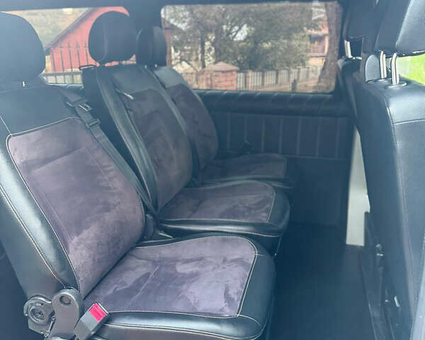 Белый Фольксваген Transporter, объемом двигателя 2 л и пробегом 205 тыс. км за 17000 $, фото 12 на Automoto.ua