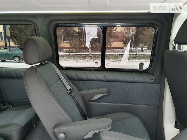 Белый Фольксваген Transporter, объемом двигателя 2 л и пробегом 270 тыс. км за 23100 $, фото 7 на Automoto.ua