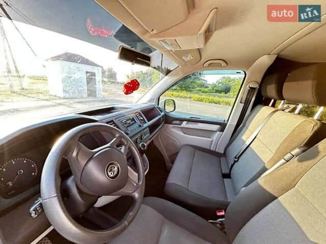 Белый Фольксваген Transporter, объемом двигателя 2 л и пробегом 170 тыс. км за 22000 $, фото 9 на Automoto.ua