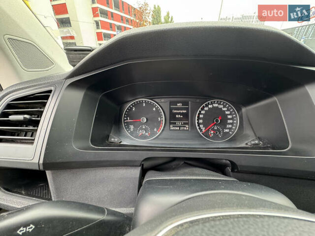 Белый Фольксваген Transporter, объемом двигателя 1.97 л и пробегом 269 тыс. км за 16800 $, фото 5 на Automoto.ua