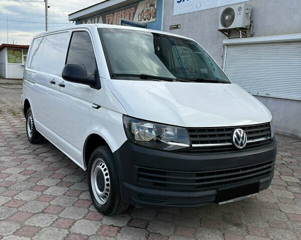 Білий Фольксваген Transporter, об'ємом двигуна 2 л та пробігом 305 тис. км за 15999 $, фото 6 на Automoto.ua