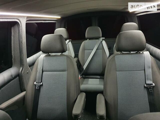 Белый Фольксваген Transporter, объемом двигателя 2 л и пробегом 270 тыс. км за 23100 $, фото 3 на Automoto.ua