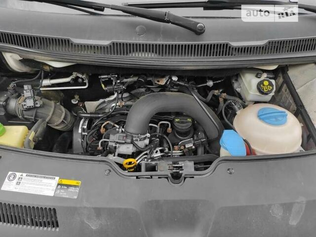 Белый Фольксваген Transporter, объемом двигателя 1.97 л и пробегом 298 тыс. км за 19300 $, фото 20 на Automoto.ua