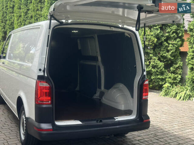 Белый Фольксваген Transporter, объемом двигателя 2 л и пробегом 264 тыс. км за 15900 $, фото 49 на Automoto.ua