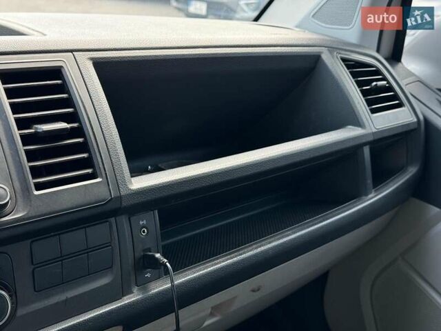 Белый Фольксваген Transporter, объемом двигателя 2 л и пробегом 230 тыс. км за 17340 $, фото 25 на Automoto.ua
