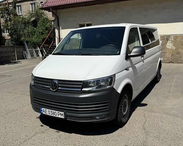 Белый Фольксваген Transporter, объемом двигателя 2 л и пробегом 271 тыс. км за 18000 $, фото 10 на Automoto.ua