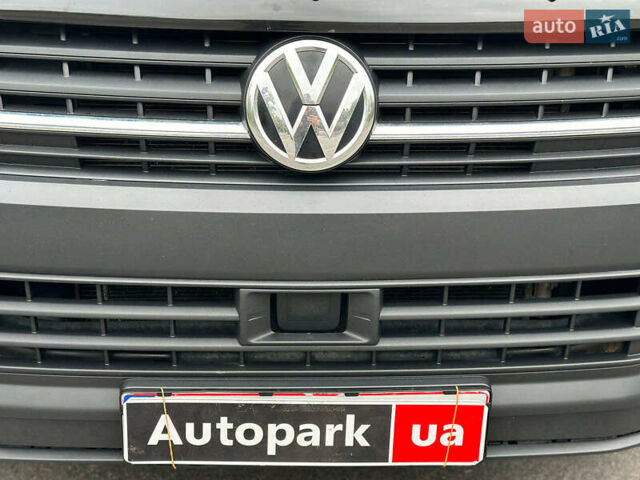 Белый Фольксваген Transporter, объемом двигателя 2 л и пробегом 264 тыс. км за 17990 $, фото 10 на Automoto.ua
