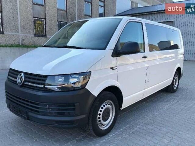 Белый Фольксваген Transporter, объемом двигателя 2 л и пробегом 164 тыс. км за 12000 $, фото 1 на Automoto.ua