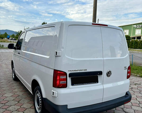 Білий Фольксваген Transporter, об'ємом двигуна 2 л та пробігом 305 тис. км за 15999 $, фото 2 на Automoto.ua