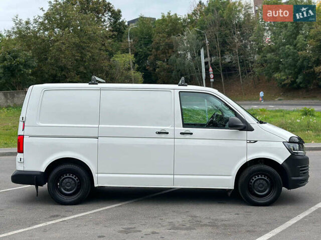 Белый Фольксваген Transporter, объемом двигателя 2 л и пробегом 264 тыс. км за 17990 $, фото 8 на Automoto.ua