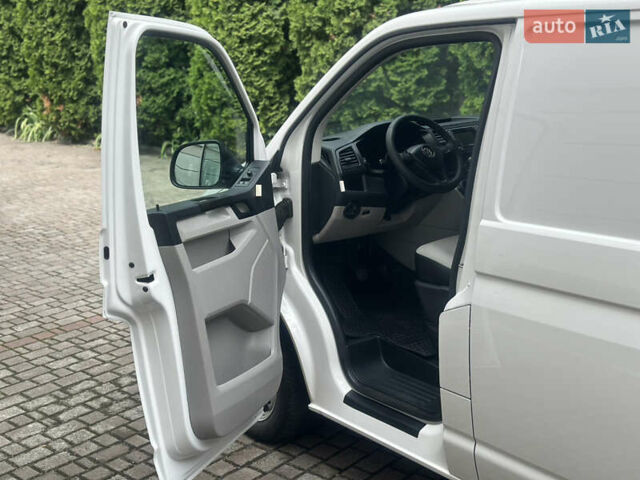 Белый Фольксваген Transporter, объемом двигателя 2 л и пробегом 264 тыс. км за 15900 $, фото 23 на Automoto.ua