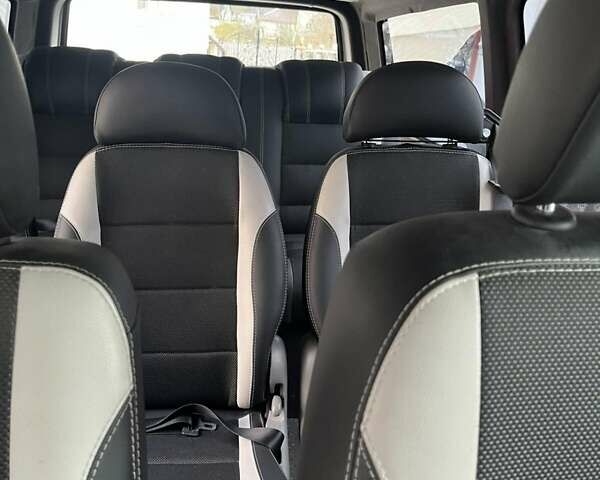 Белый Фольксваген Transporter, объемом двигателя 2 л и пробегом 200 тыс. км за 18600 $, фото 20 на Automoto.ua