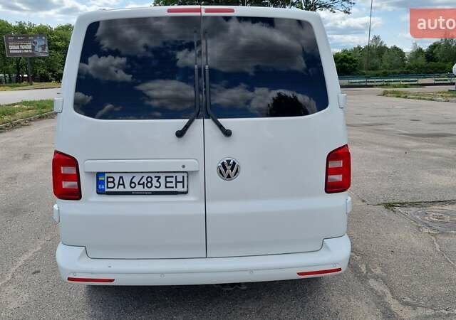 Белый Фольксваген Transporter, объемом двигателя 2 л и пробегом 270 тыс. км за 20100 $, фото 4 на Automoto.ua