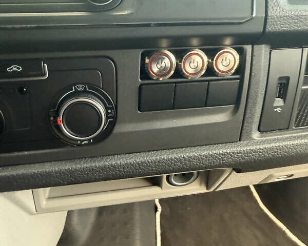 Белый Фольксваген Transporter, объемом двигателя 1.97 л и пробегом 264 тыс. км за 20900 $, фото 28 на Automoto.ua