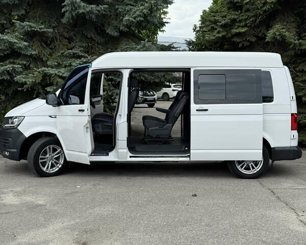 Белый Фольксваген Transporter, объемом двигателя 2 л и пробегом 138 тыс. км за 27000 $, фото 9 на Automoto.ua