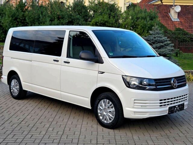 Белый Фольксваген Transporter, объемом двигателя 2 л и пробегом 300 тыс. км за 12800 $, фото 2 на Automoto.ua