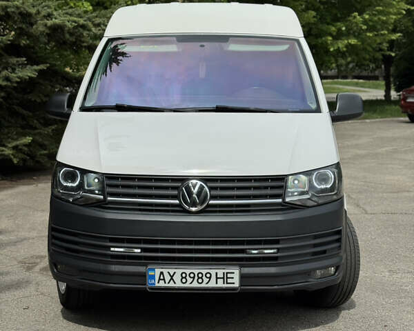 Белый Фольксваген Transporter, объемом двигателя 2 л и пробегом 138 тыс. км за 27000 $, фото 13 на Automoto.ua