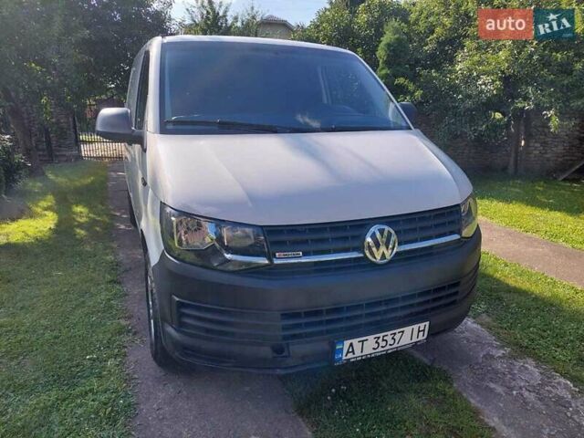 Белый Фольксваген Transporter, объемом двигателя 2 л и пробегом 126 тыс. км за 18999 $, фото 8 на Automoto.ua