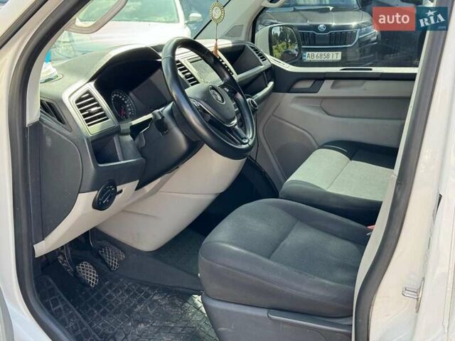 Белый Фольксваген Transporter, объемом двигателя 2 л и пробегом 230 тыс. км за 17340 $, фото 13 на Automoto.ua