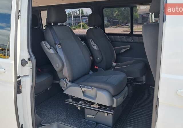 Белый Фольксваген Transporter, объемом двигателя 2 л и пробегом 270 тыс. км за 20100 $, фото 10 на Automoto.ua