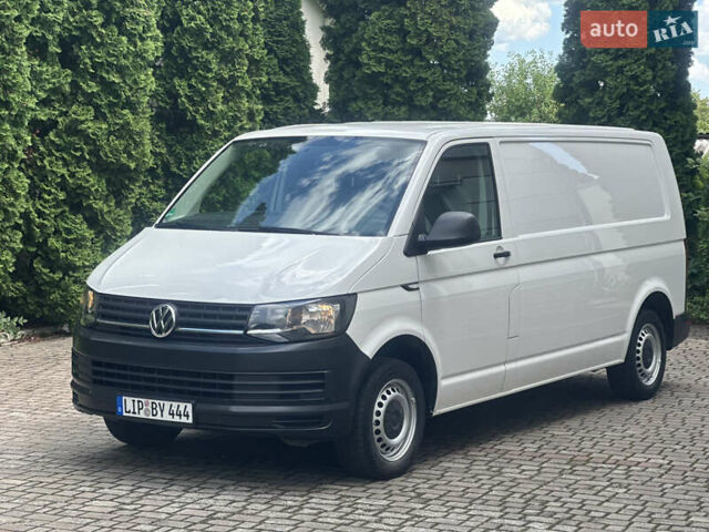Белый Фольксваген Transporter, объемом двигателя 2 л и пробегом 264 тыс. км за 15900 $, фото 1 на Automoto.ua