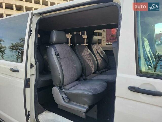 Белый Фольксваген Transporter, объемом двигателя 1.97 л и пробегом 62 тыс. км за 25000 $, фото 19 на Automoto.ua