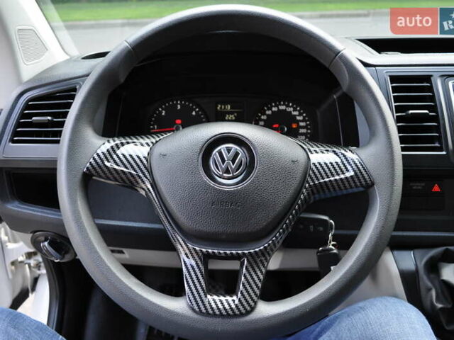 Белый Фольксваген Transporter, объемом двигателя 2 л и пробегом 210 тыс. км за 24800 $, фото 84 на Automoto.ua