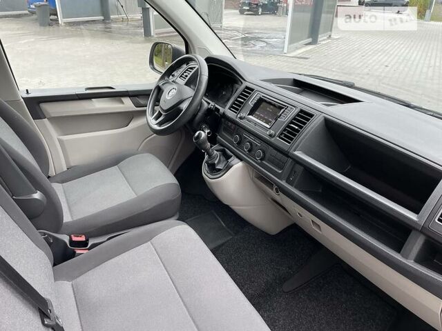 Білий Фольксваген Transporter, об'ємом двигуна 2 л та пробігом 210 тис. км за 16800 $, фото 19 на Automoto.ua