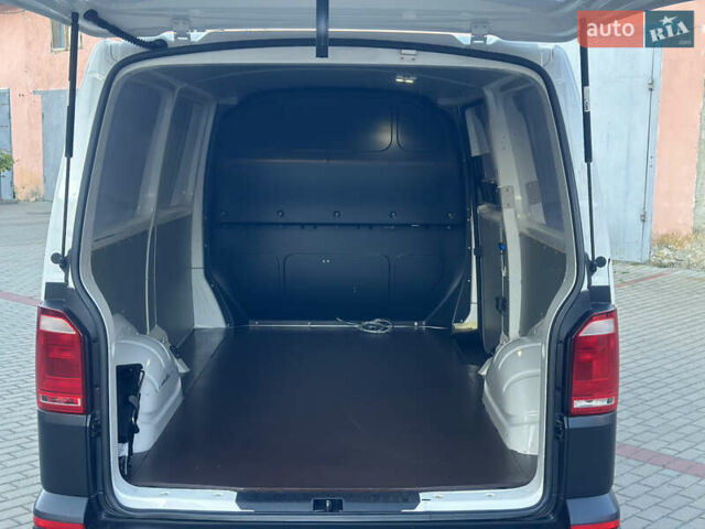 Белый Фольксваген Transporter, объемом двигателя 2 л и пробегом 219 тыс. км за 16700 $, фото 25 на Automoto.ua