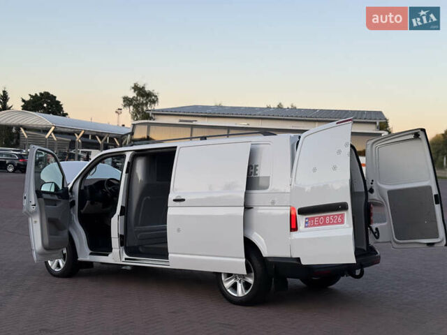 Білий Фольксваген Transporter, об'ємом двигуна 2 л та пробігом 253 тис. км за 18900 $, фото 57 на Automoto.ua