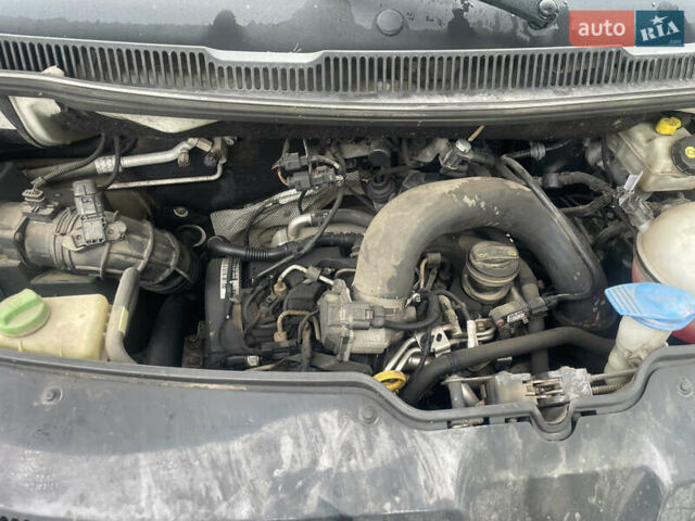 Белый Фольксваген Transporter, объемом двигателя 2 л и пробегом 241 тыс. км за 17500 $, фото 13 на Automoto.ua