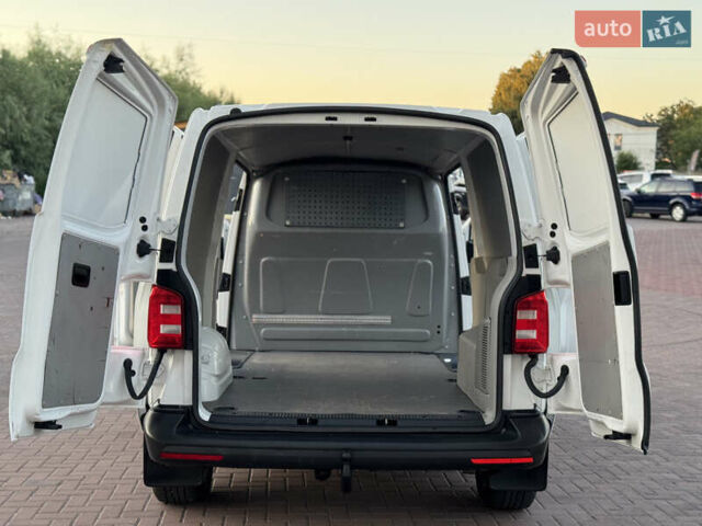 Білий Фольксваген Transporter, об'ємом двигуна 2 л та пробігом 253 тис. км за 18900 $, фото 44 на Automoto.ua