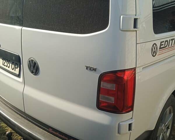 Білий Фольксваген Transporter, об'ємом двигуна 1.9 л та пробігом 210 тис. км за 19000 $, фото 1 на Automoto.ua