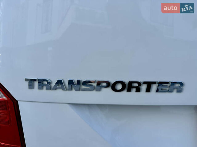 Білий Фольксваген Transporter, об'ємом двигуна 2 л та пробігом 225 тис. км за 20888 $, фото 63 на Automoto.ua