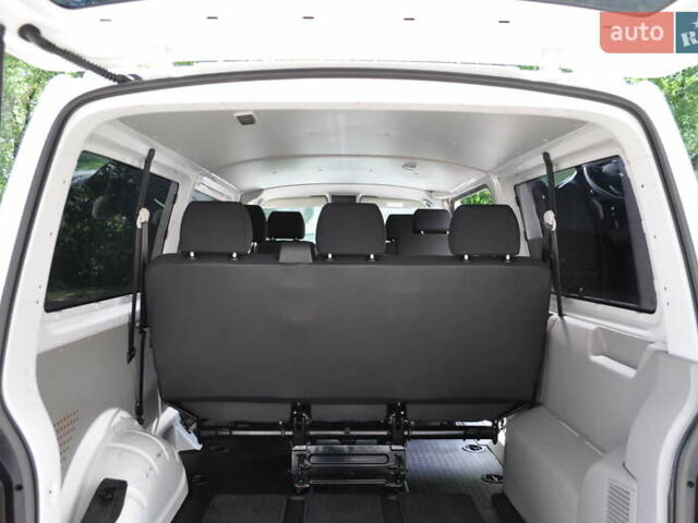 Белый Фольксваген Transporter, объемом двигателя 2 л и пробегом 210 тыс. км за 24800 $, фото 45 на Automoto.ua