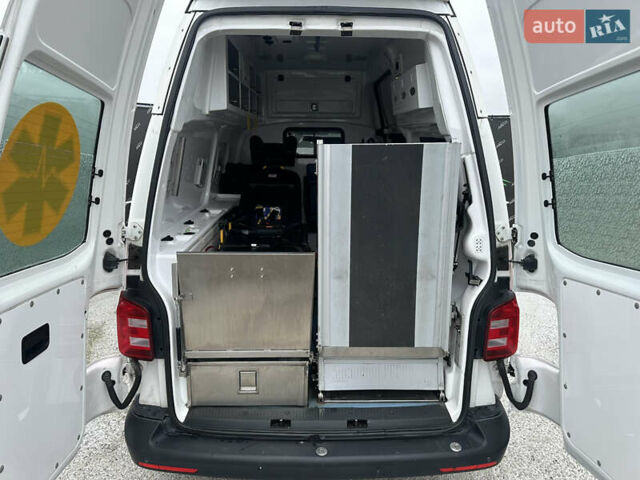 Білий Фольксваген Transporter, об'ємом двигуна 2 л та пробігом 226 тис. км за 29999 $, фото 14 на Automoto.ua