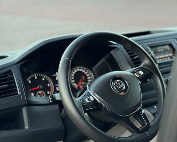 Білий Фольксваген Transporter, об'ємом двигуна 2 л та пробігом 253 тис. км за 18900 $, фото 29 на Automoto.ua