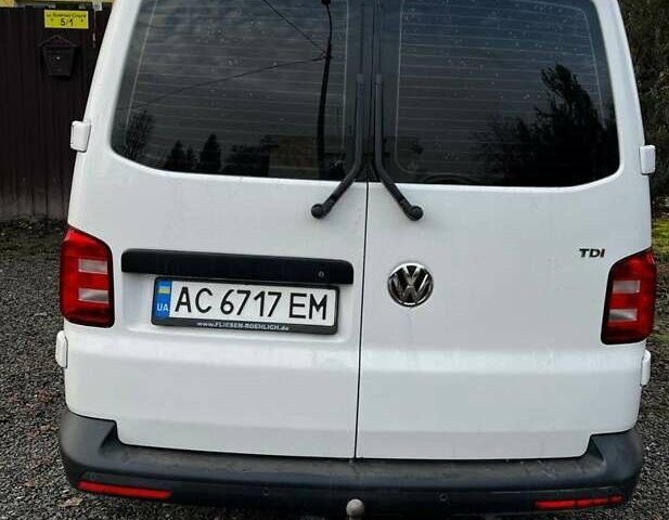 Белый Фольксваген Transporter, объемом двигателя 2 л и пробегом 245 тыс. км за 21500 $, фото 3 на Automoto.ua