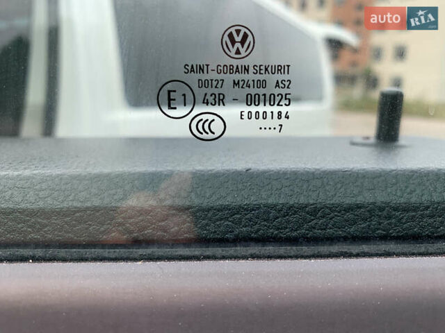 Белый Фольксваген Transporter, объемом двигателя 2 л и пробегом 315 тыс. км за 22500 $, фото 24 на Automoto.ua