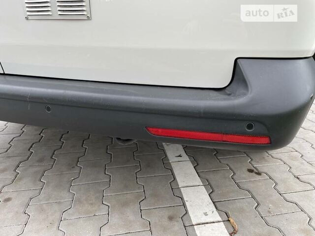 Білий Фольксваген Transporter, об'ємом двигуна 2 л та пробігом 210 тис. км за 16800 $, фото 9 на Automoto.ua