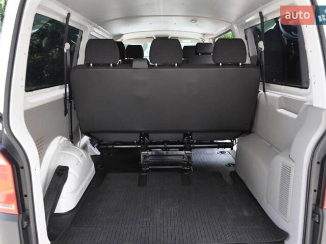 Белый Фольксваген Transporter, объемом двигателя 2 л и пробегом 210 тыс. км за 24800 $, фото 44 на Automoto.ua