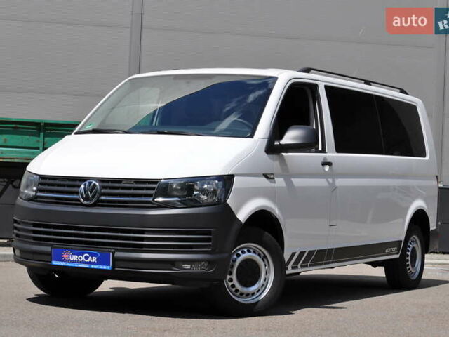 Белый Фольксваген Transporter, объемом двигателя 2 л и пробегом 210 тыс. км за 24800 $, фото 2 на Automoto.ua
