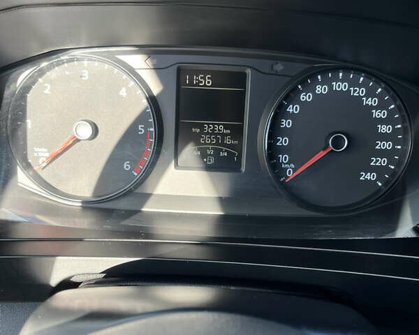 Білий Фольксваген Transporter, об'ємом двигуна 1.97 л та пробігом 266 тис. км за 23500 $, фото 19 на Automoto.ua