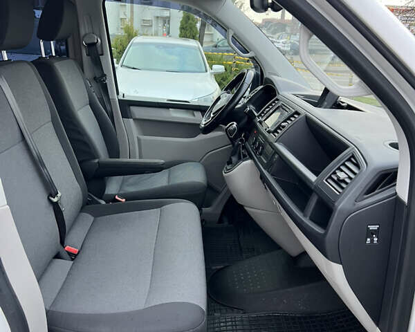 Белый Фольксваген Transporter, объемом двигателя 1.97 л и пробегом 430 тыс. км за 18800 $, фото 27 на Automoto.ua